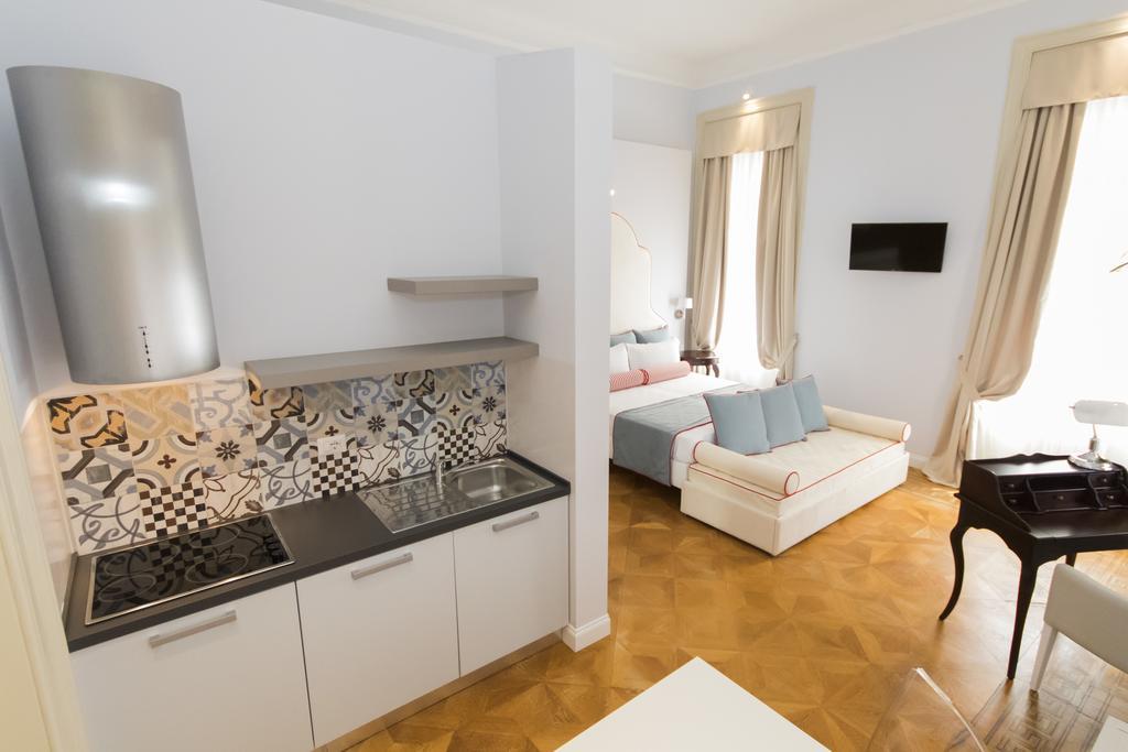 Residenza Degli Artisti Hotel Trieste Luaran gambar