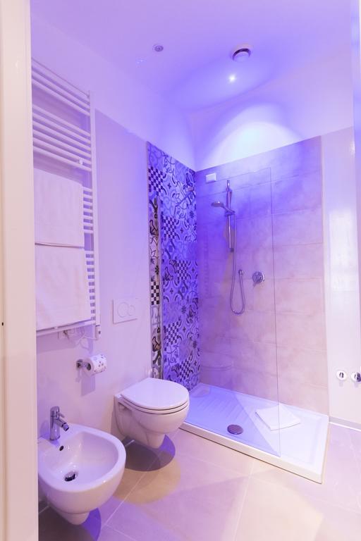 Residenza Degli Artisti Hotel Trieste Luaran gambar